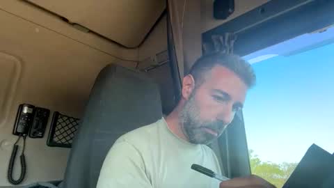 pierotu online show from September 2025 11:43:01 AM