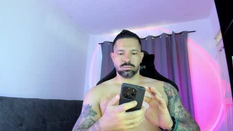 Pierre online show from May 2026 06:04:02 PM