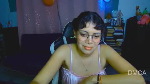 Snapshot of piixiie_d_oll chatting on March 2026 03:01:02 AM Andrea G online show from March 2026 03:01:02 AM