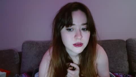 PilloGoddess online show from January 2025 01:36:02 PM