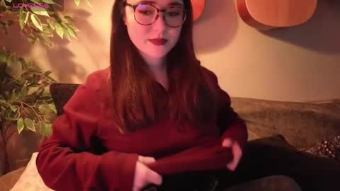 PilloGoddess online show from March 2026 10:33:02 AM