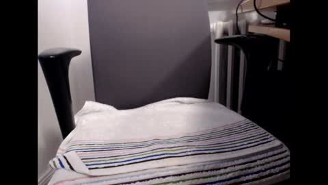 Snapshot of pimmel10 chatting on January 2025 07:27:02 PM pimmel10 online show from January 2025 07:27:02 PM