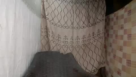 Snapshot of pinay_maex chatting on January 2025 01:25:02 PM mae online show from January 2025 01:25:02 PM