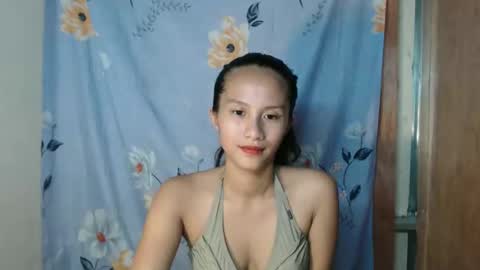 Snapshot of pinay_maex chatting on December 2025 07:58:01 AM mae online show from December 2025 07:58:01 AM