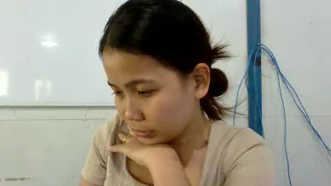Snapshot of pinay_mona03 chatting on March 2026 04:40:01 AM Mona Pinay online show from March 2026 04:40:01 AM