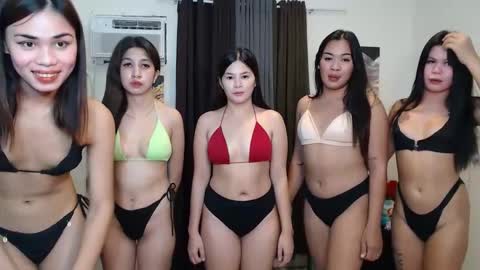 rhea kris birnadith desiree medusa online show from October 2025 12:15:01 PM