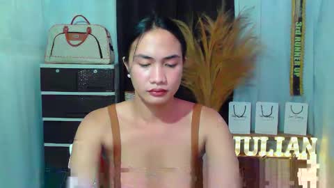 jilian  online show from October 2025 12:04:02 PM