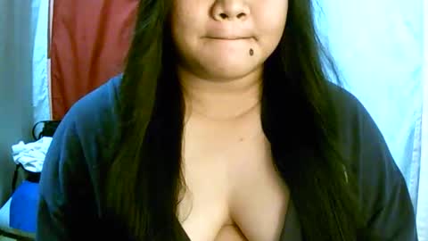 Snapshot of pinayjona chatting on November 2025 12:18:01 PM pinayjona online show from November 2025 12:18:01 PM