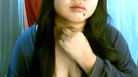 Snapshot of pinayjona chatting on November 2025 09:53:01 AM pinayjona online show from November 2025 09:53:01 AM