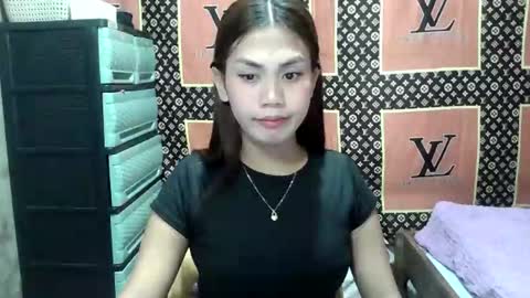 Snapshot of pinayloving_bella chatting on March 2026 11:32:01 AM pinayloving_bella online show from March 2026 11:32:01 AM