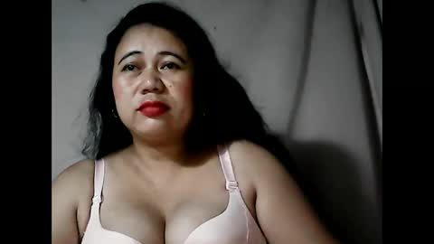 Snapshot of pinaymama12345 chatting on February 2025 11:32:01 PM pinaymama12345 online show from February 2025 11:32:01 PM