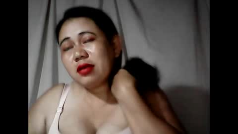 Snapshot of pinaymama12345 chatting on September 2025 10:33:02 PM pinaymama12345 online show from September 2025 10:33:02 PM