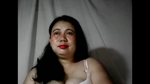 Snapshot of pinaymama12345 chatting on October 2025 11:38:01 PM pinaymama12345 online show from October 2025 11:38:01 PM