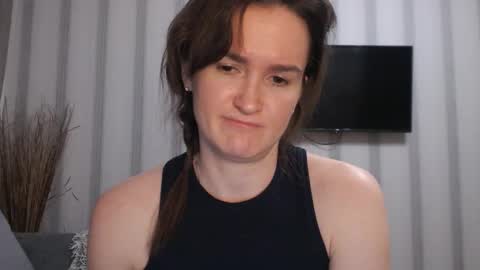       online show from January 2025 03:17:02 PM