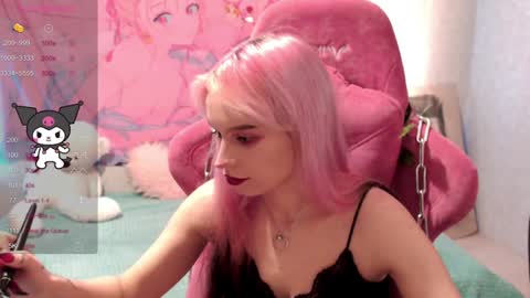 Snapshot of pineapple_dope chatting on December 2024 01:16:02 PM Nancy online show from December 2024 01:16:02 PM