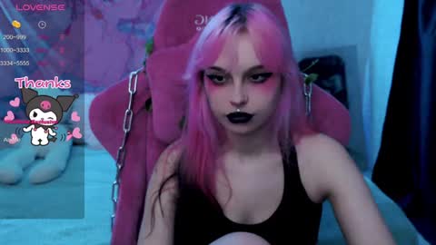 Snapshot of pineapple_dope chatting on December 2024 10:58:02 PM Nancy online show from December 2024 10:58:02 PM