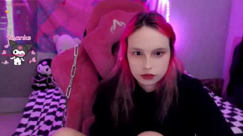 Snapshot of pineapple_dope chatting on October 2025 11:57:02 PM Nancy online show from October 2025 11:57:02 PM