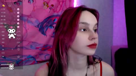 Snapshot of pineapple_dope chatting on November 2025 11:59:02 PM Nancy online show from November 2025 11:59:02 PM