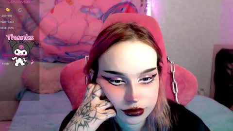 Snapshot of pineapple_dope chatting on November 2025 08:08:02 PM Nancy online show from November 2025 08:08:02 PM