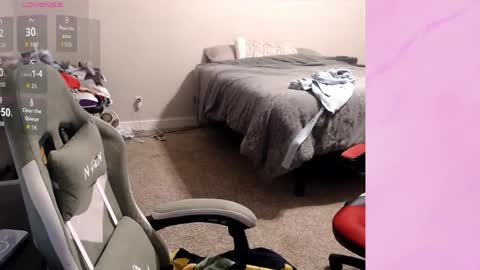 Pineapple Princess online show from May 2026 12:38:01 AM
