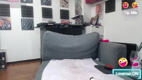 pingones 79 online show from November 2025 10:04:02 PM