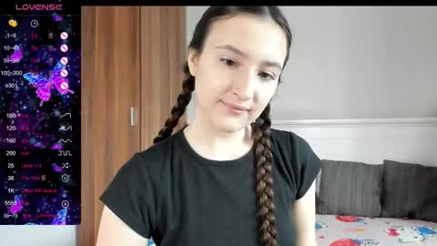 Snapshot of pingviluly chatting on September 2025 06:29:01 AM pingviluly online show from September 2025 06:29:01 AM