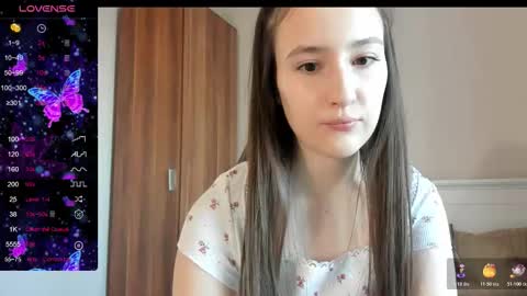 Snapshot of pingviluly chatting on October 2025 06:26:02 AM pingviluly online show from October 2025 06:26:02 AM