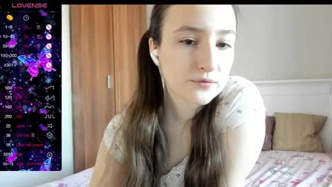 Snapshot of pingviluly chatting on October 2025 06:32:02 AM pingviluly online show from October 2025 06:32:02 AM