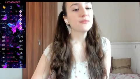 Snapshot of pingviluly chatting on October 2025 07:12:02 AM pingviluly online show from October 2025 07:12:02 AM