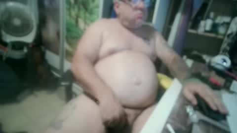 Snapshot of pini_z chatting on October 2025 06:53:01 PM pini_z online show from October 2025 06:53:01 PM