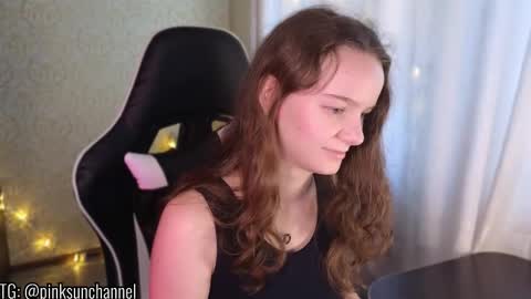 Stephanie online show from September 2025 12:16:02 PM