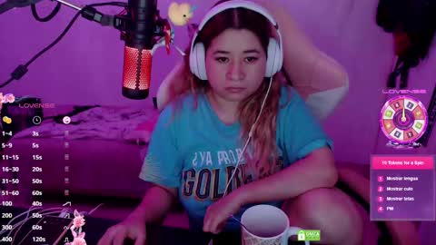 Snapshot of pink_girl0n chatting on February 2025 09:34:02 AM Kitty online show from February 2025 09:34:02 AM