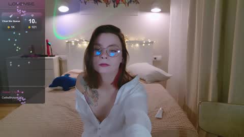 Snapshot of pink_seagull chatting on January 2025 08:10:01 PM Eva online show from January 2025 08:10:01 PM