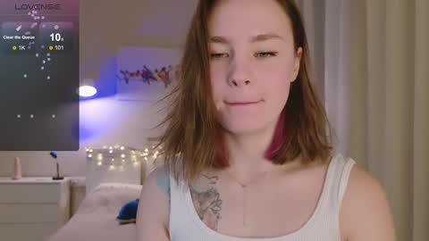 Snapshot of pink_seagull chatting on January 2025 05:17:01 PM Eva online show from January 2025 05:17:01 PM