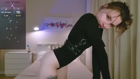 Snapshot of pink_seagull chatting on March 2025 06:01:02 PM Eva online show from March 2025 06:01:02 PM