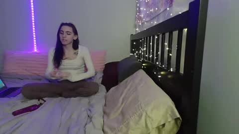 pink_tv online show from February 2026 02:22:01 AM