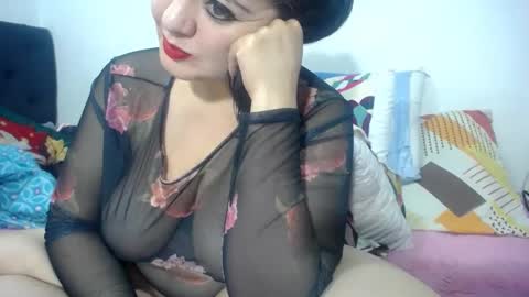 pinkafroditaxx online show from October 2025 03:22:01 PM
