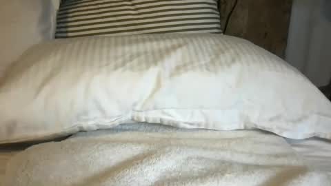 Snapshot of pinkcamerra80 chatting on February 2025 09:48:01 PM Pink Camerra online show from February 2025 09:48:01 PM