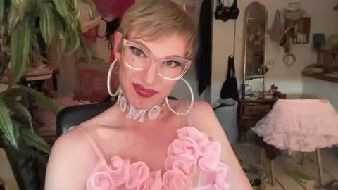 pinkfag online show from June 2026 06:20:02 PM