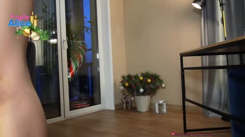 Snapshot of pinkheart_ chatting on January 2025 01:42:02 PM Alice online show from January 2025 01:42:02 PM