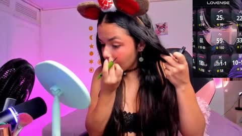 Snapshot of pinkpantherr_ chatting on November 2025 03:05:02 AM Sarah .. online show from November 2025 03:05:02 AM