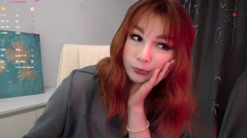 Perlita online show from April 2026 07:00:01 PM