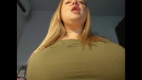 Samantha  online show from November 2025 08:46:02 AM