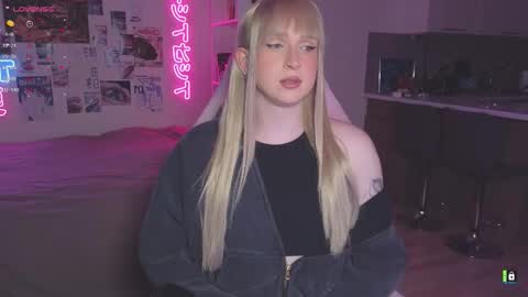 pinkvenom_ online show from March 2026 04:07:02 PM