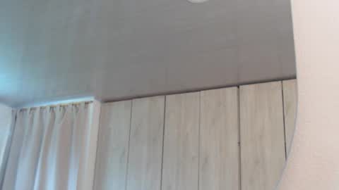 pinky_f00x online show from December 2025 07:42:02 PM