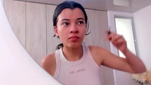 pinky_f00x online show from May 2026 07:21:01 PM