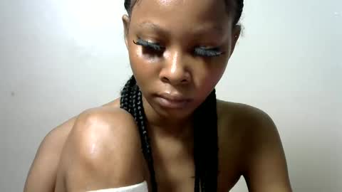 pinky_lov online show from February 2025 06:55:02 PM