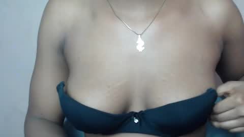 Snapshot of pinkyxxpussy chatting on January 2026 11:32:02 PM pinkyxxpussy online show from January 2026 11:32:02 PM