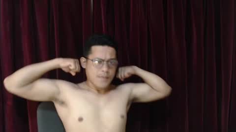 Snapshot of pinoy_bigcummer chatting on April 2026 01:36:02 AM pinoy_bigcummer online show from April 2026 01:36:02 AM