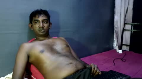 rayvienn online show from May 2026 02:44:02 PM